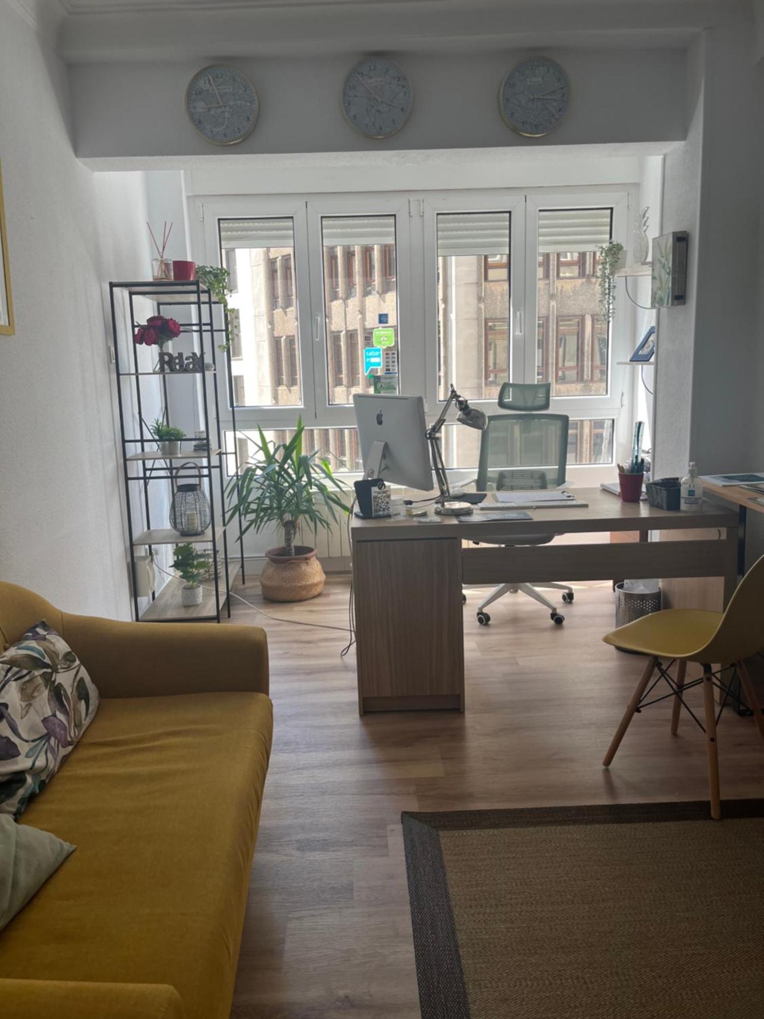 Pension Angelines, Sneuu Hostel Сантандер Экстерьер фото